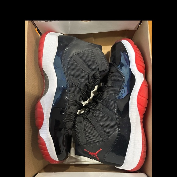 Jordan 11 Bred men's size